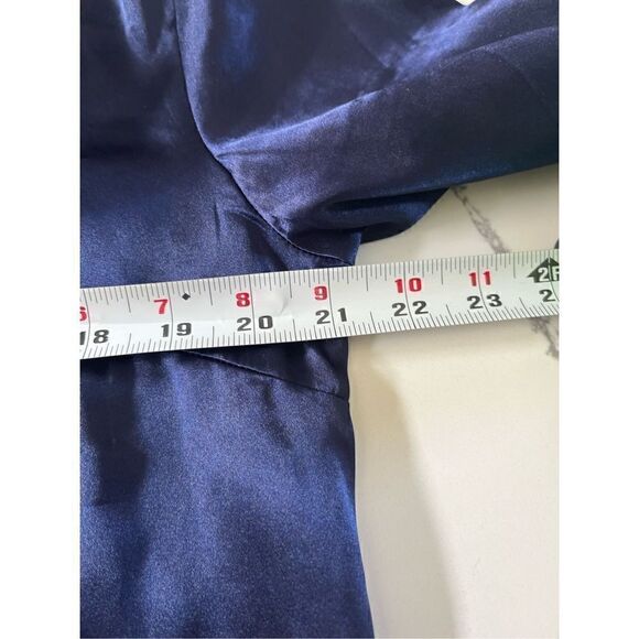 Vintage Victoria’s Secret Women’s Silky Navy Night Shirt Sz L Button Up - Picture 6 of 8